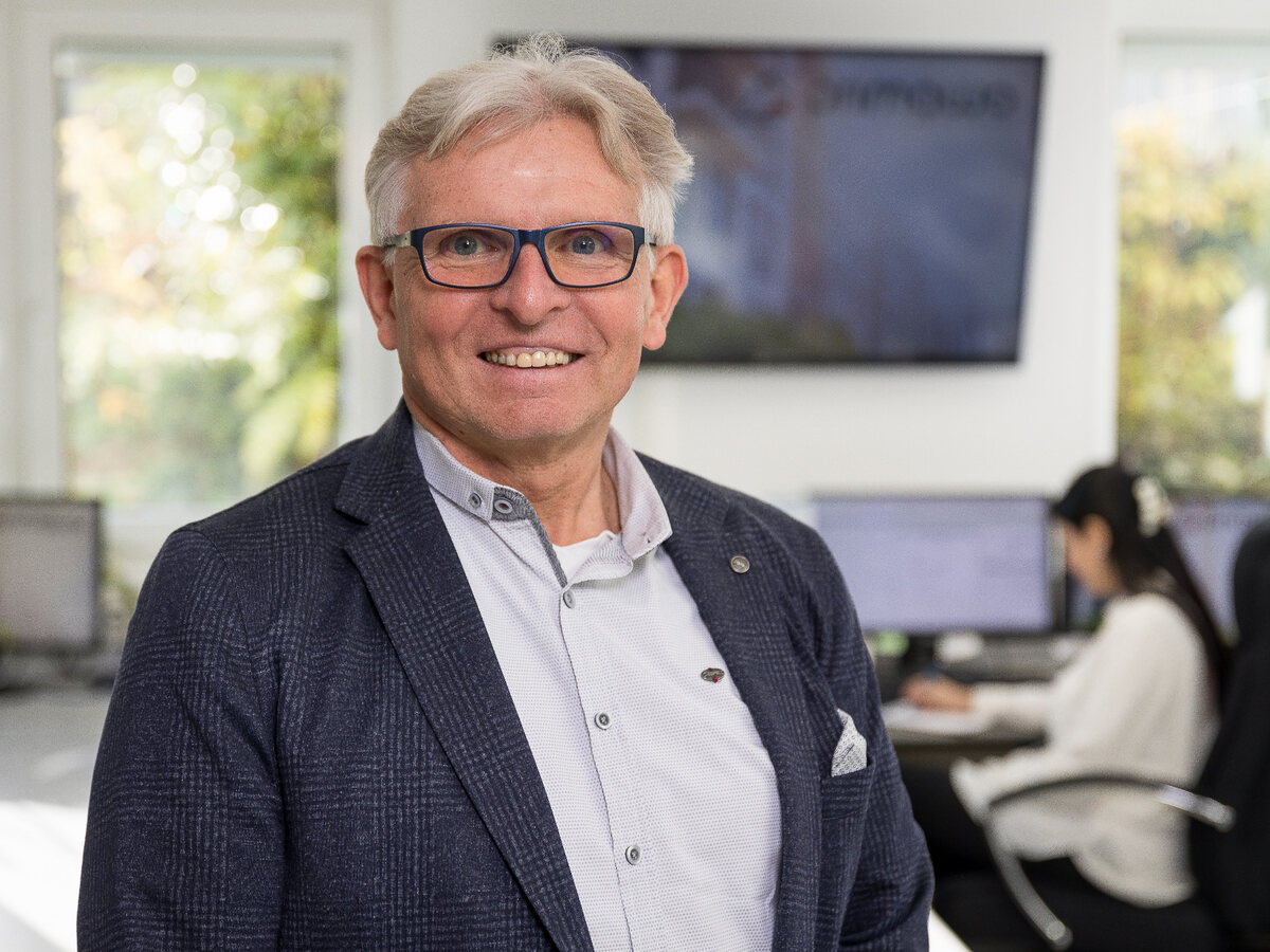 Hans-Jürgen Weber